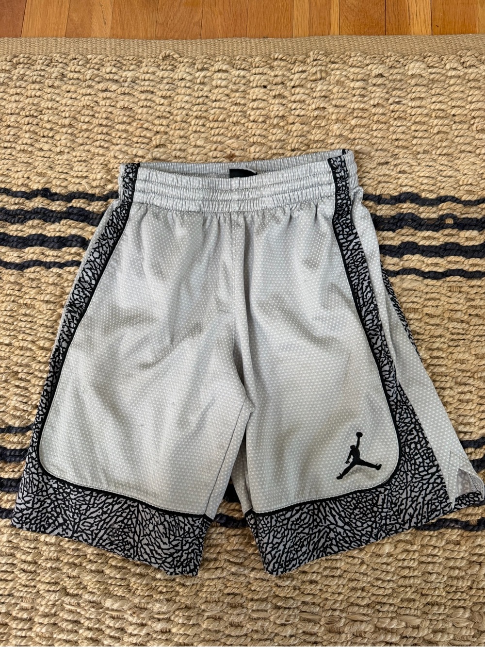 Jordan Boys Grey Basketball Shorts, Size S